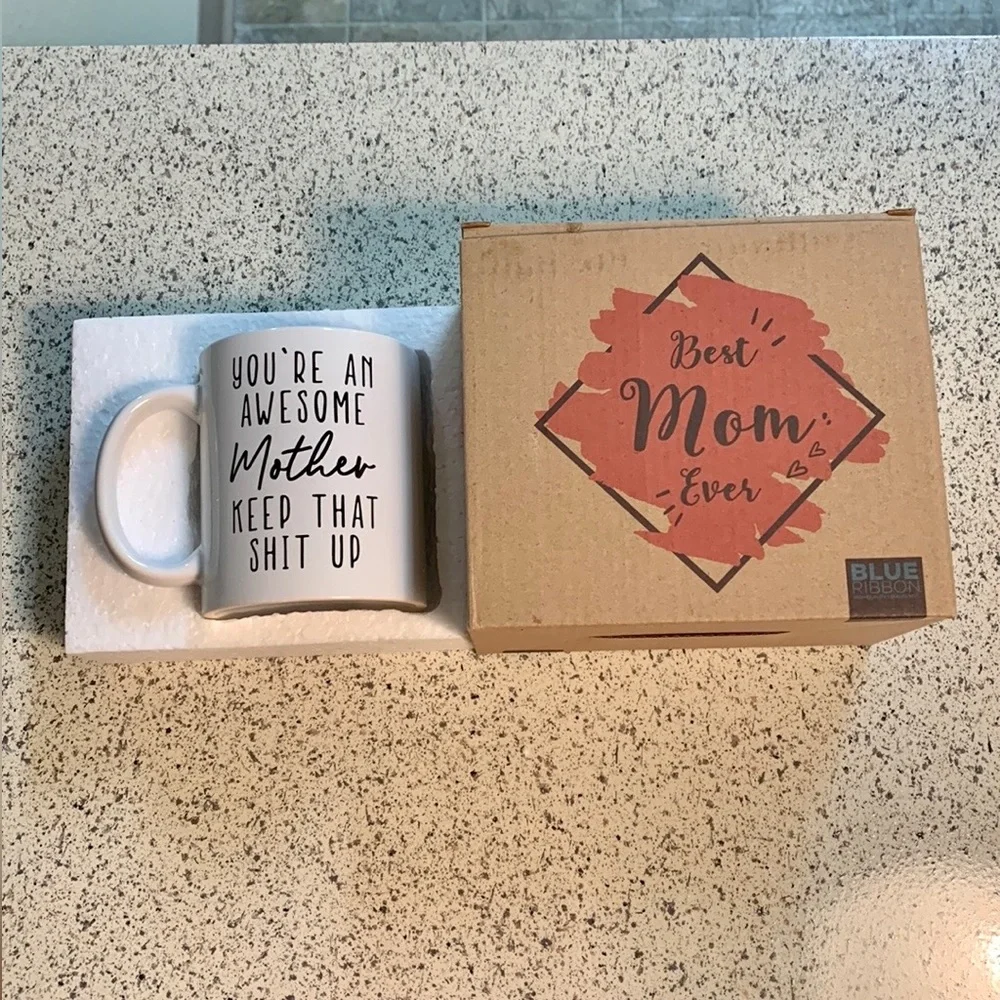 BLUE RIBBON BEST MOM EVER COFFEE MUG NEW IN BOX